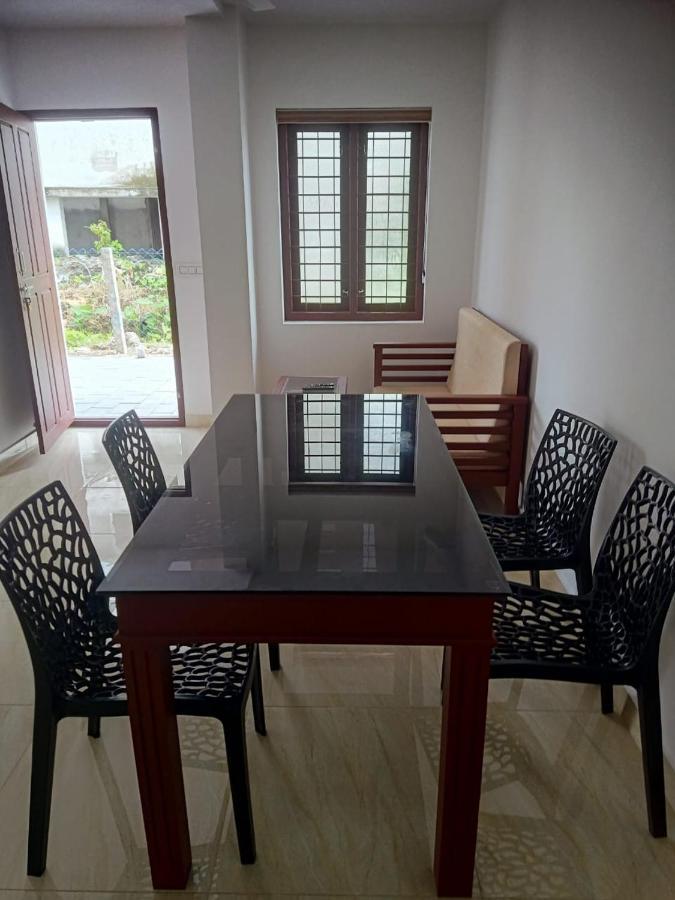Hotel Grace Mary Residency Nedumbassery Exteriér fotografie